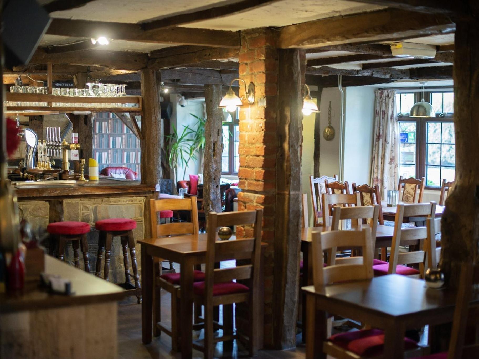 לייטון באזרד The Heath Inn מראה חיצוני תמונה